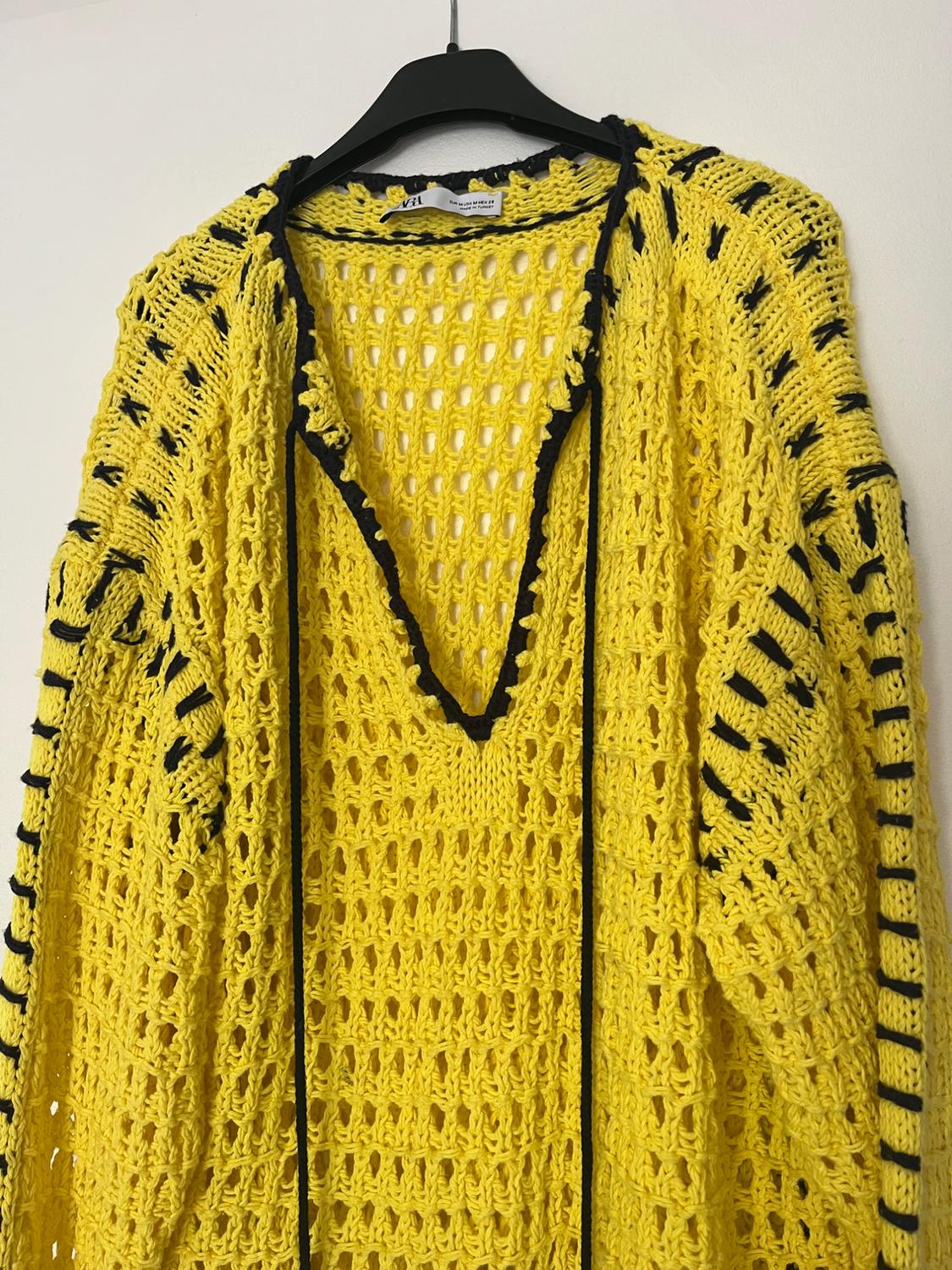 PULL AJOURÉ JAUNE ET NOIR - Image 3