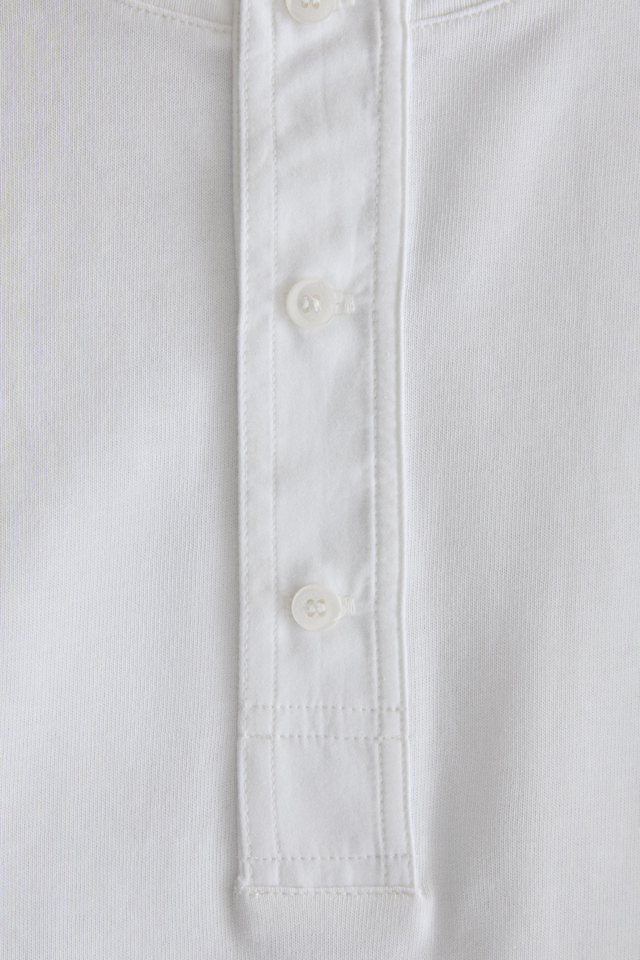BUTTON-UP COTTON T-SHIRT