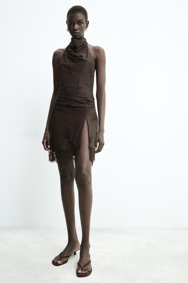 VESTIDO LENCERO HALTER - Marrón de Zara
