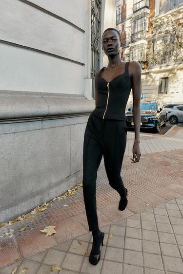 TOP CORSETERO ZIPPER - Negro de Zara - Imagen 0