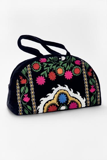Zara EMBROIDERED VELVET TRAVEL BAG - Black