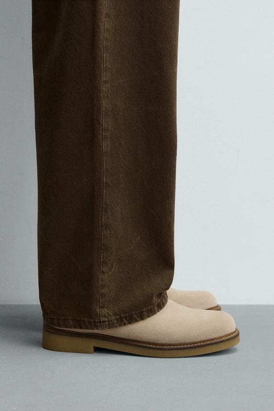 LEATHER CHELSEA BOOTS