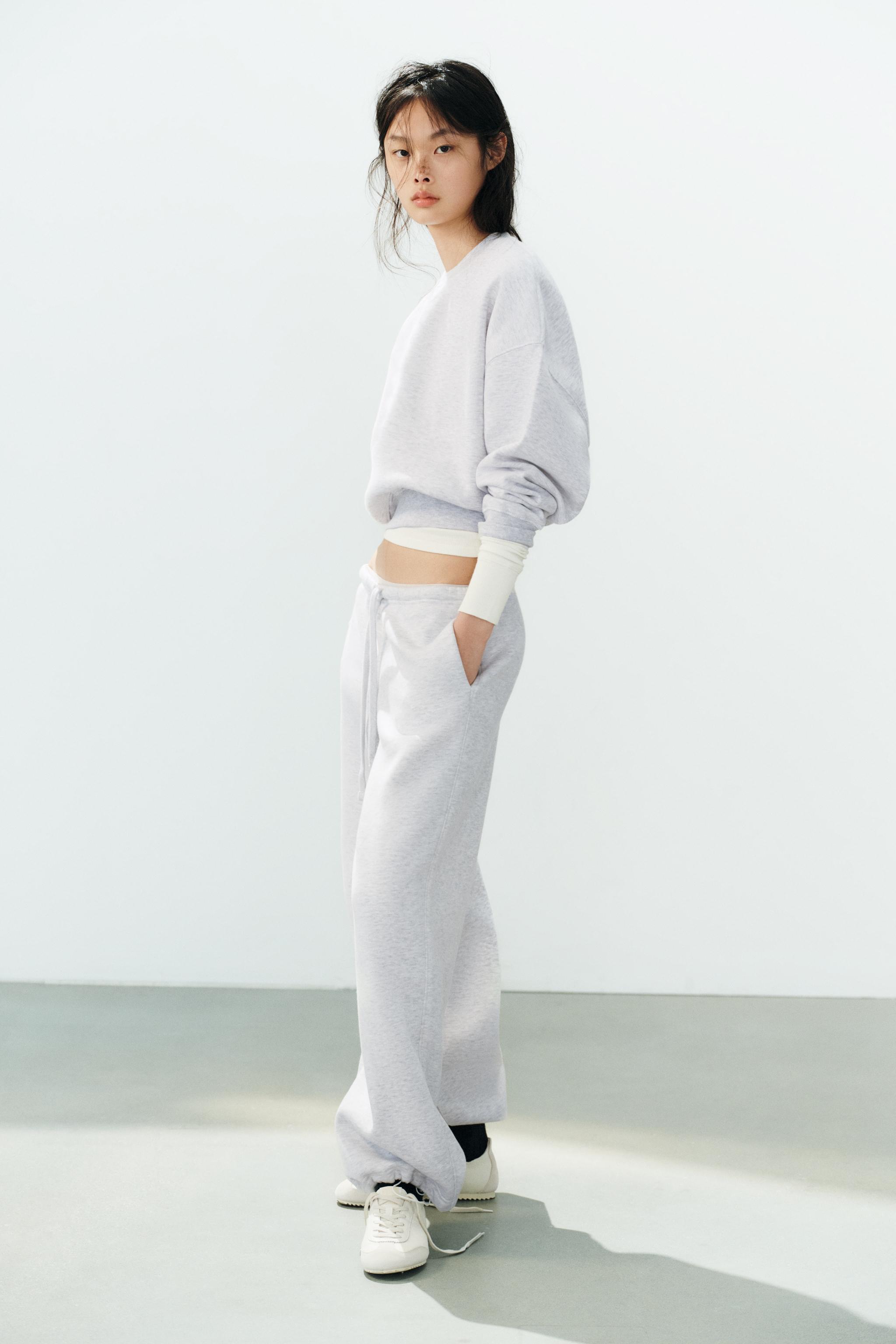 BASIC STRAIGHT SWEAT PANTS WITH ADJUSTABLE HEM