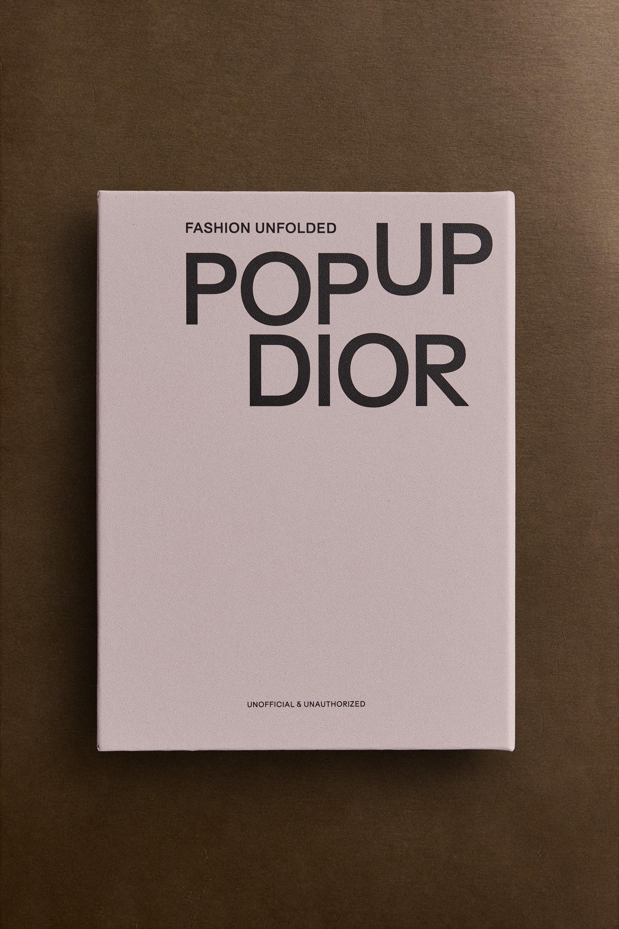 FASHION UNFOLDED "POP UP" DIOR BOOK (ENGLISH)