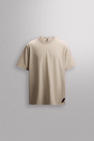RELAXED FIT TRAINING T-SHIRT - Beige by Zara