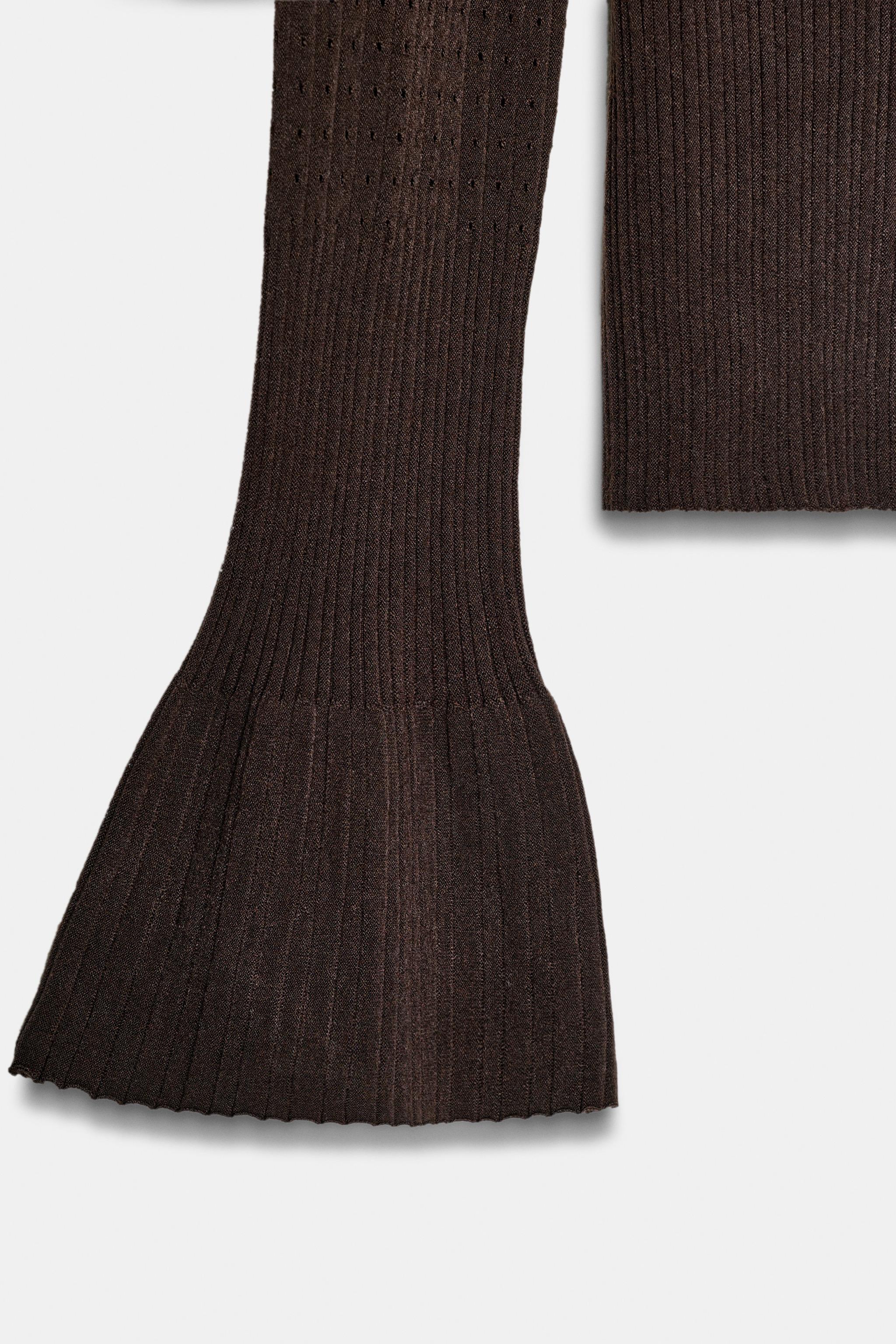 FITTED KNIT FLARED SLEEVE JUMPER