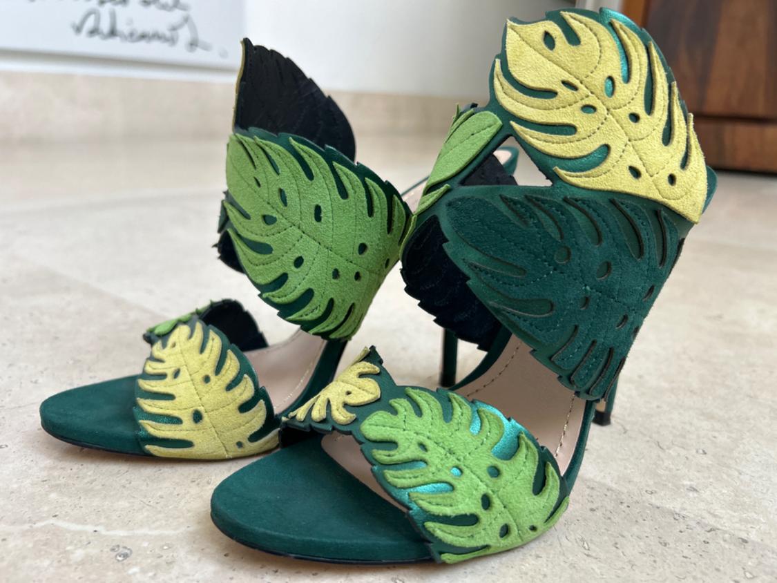 WRAP-AROUND LEATHER LEAF SANDALS - Image 5