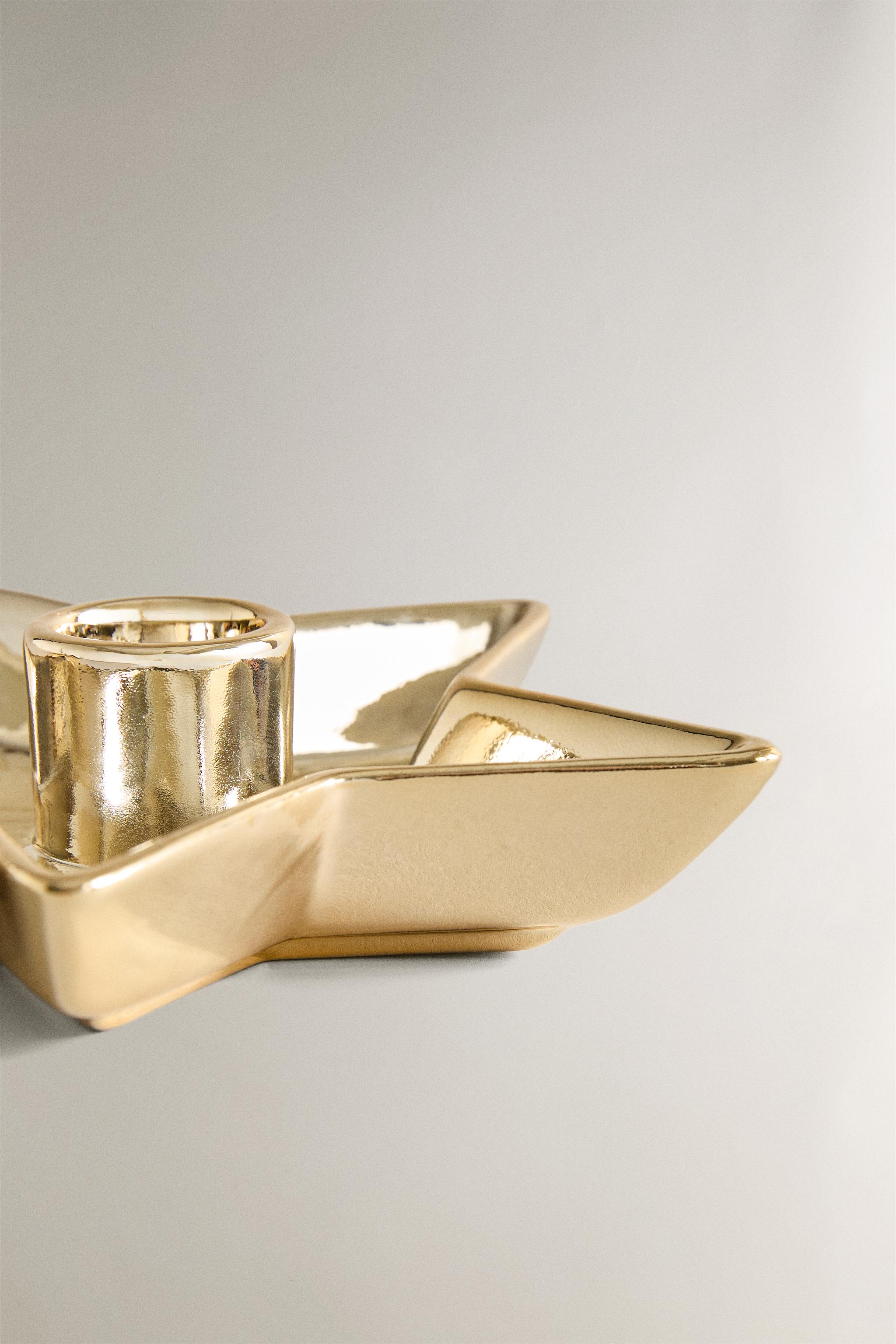 CHRISTMAS STAR PORCELAIN TEALIGHT HOLDER