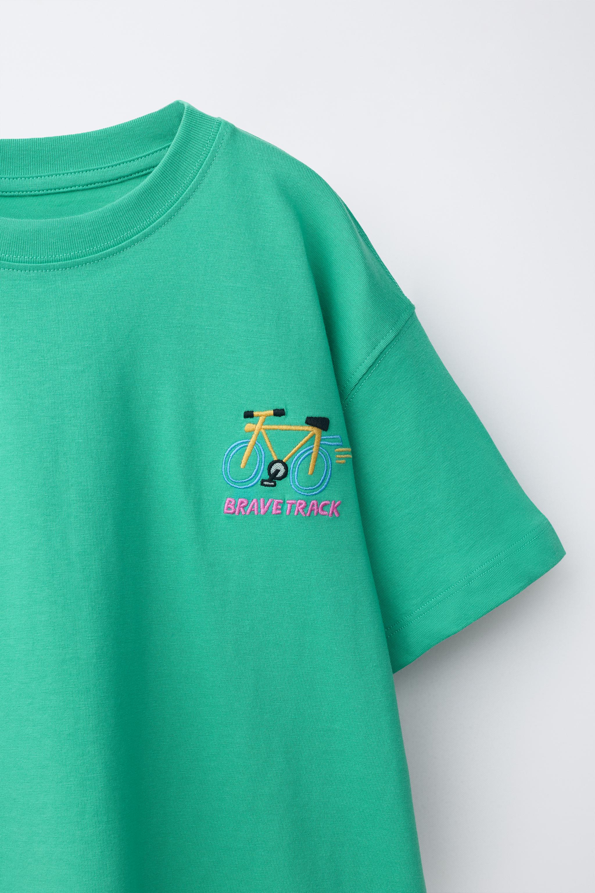 EMBROIDERED T-SHIRT