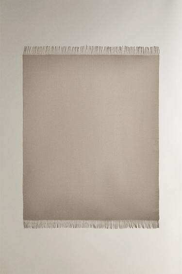 FRINGED SOFT THROW - Stone by Zara