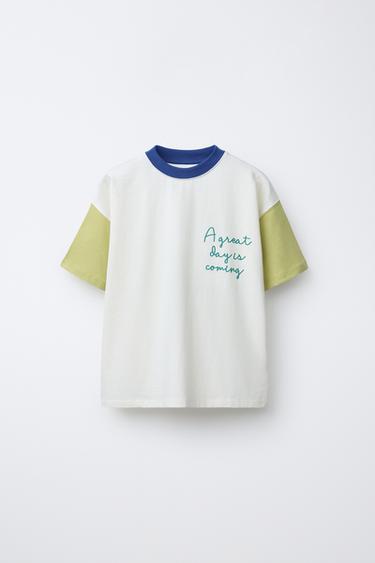 T-SHIRT WITH CONTRAST SLEEVES AND SLOGAN - White by Zara