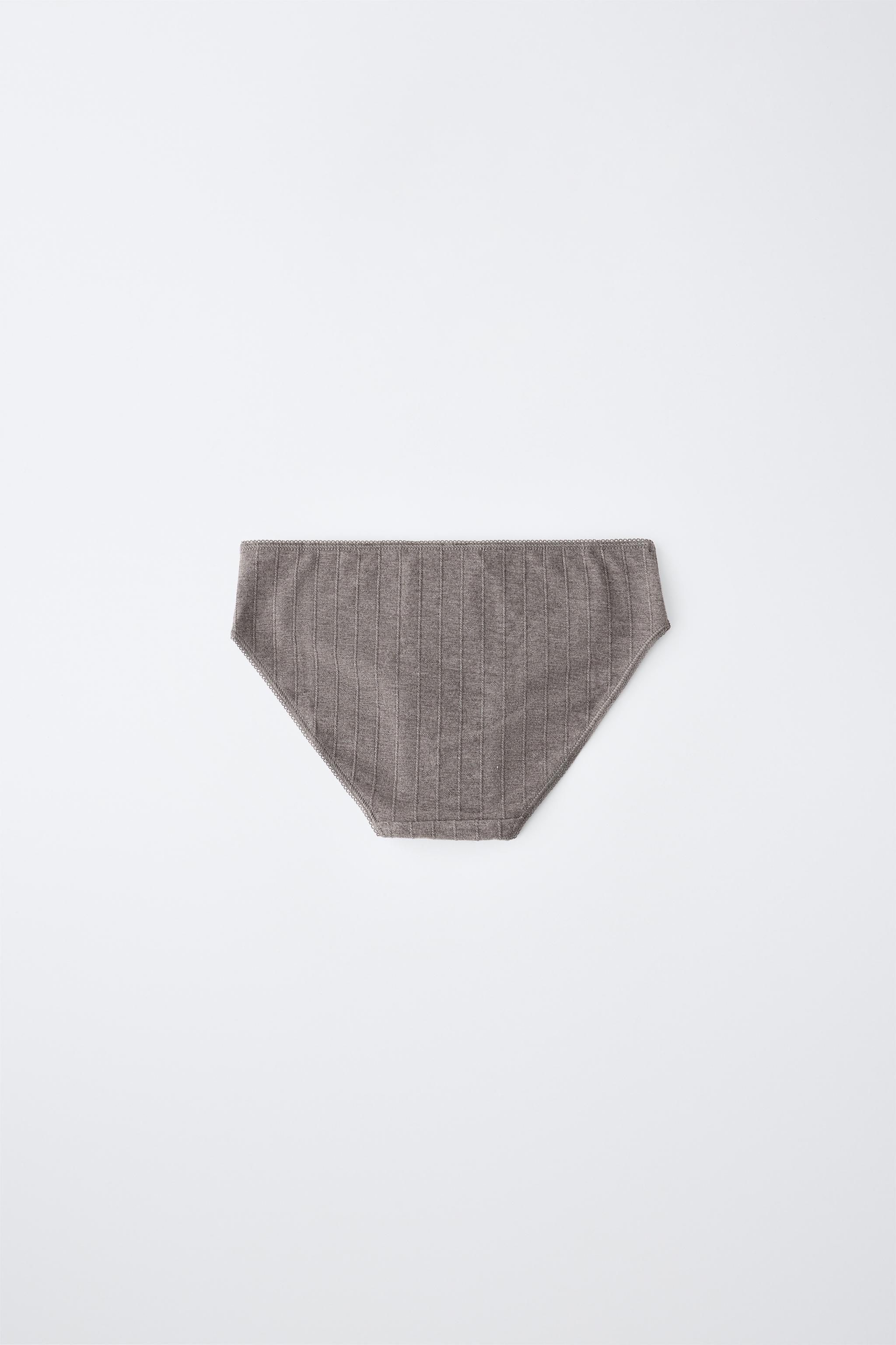 8-14 YEARS / PACK OF THREE UNDERWEAR
