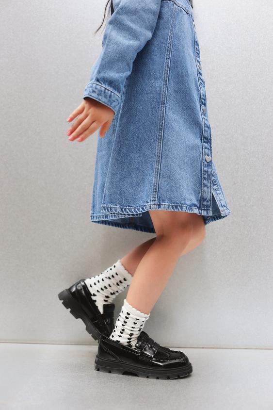 MOCASÍN DETALLE - Negro de Zara - Imagen 0