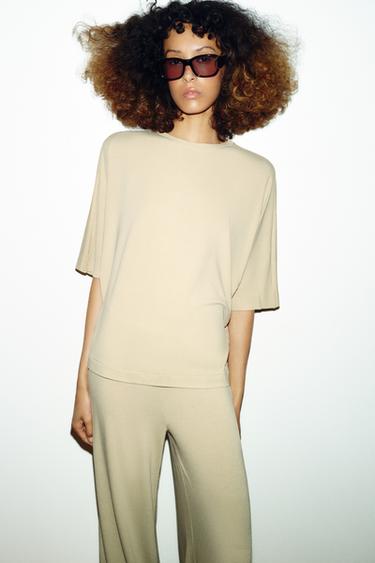 OVERSIZE FLOWING T-SHIRT - Sand by Zara