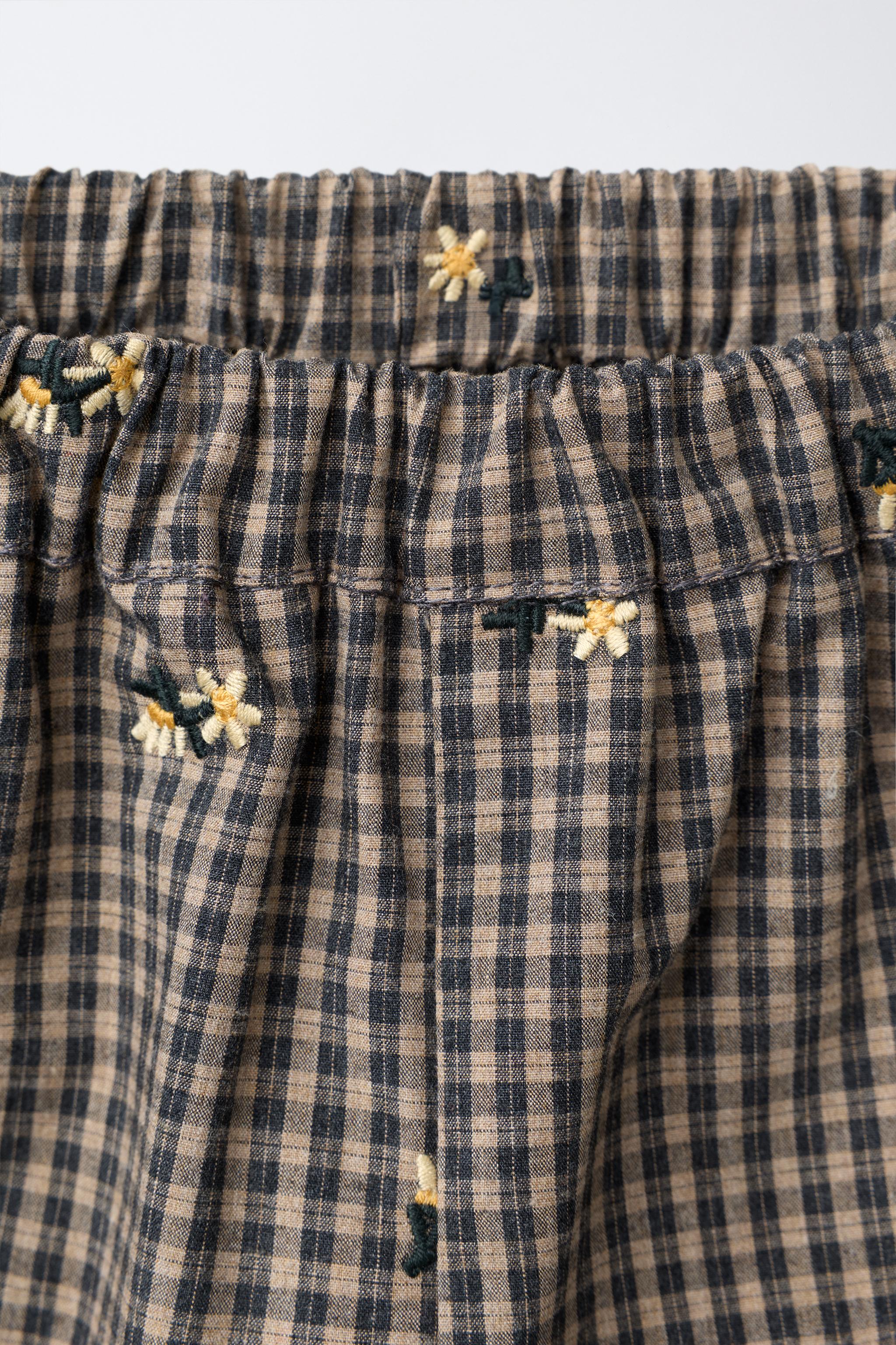 Детские брюки Zara EMBROIDERED FLORAL GINGHAM CULOTTES — фото 4