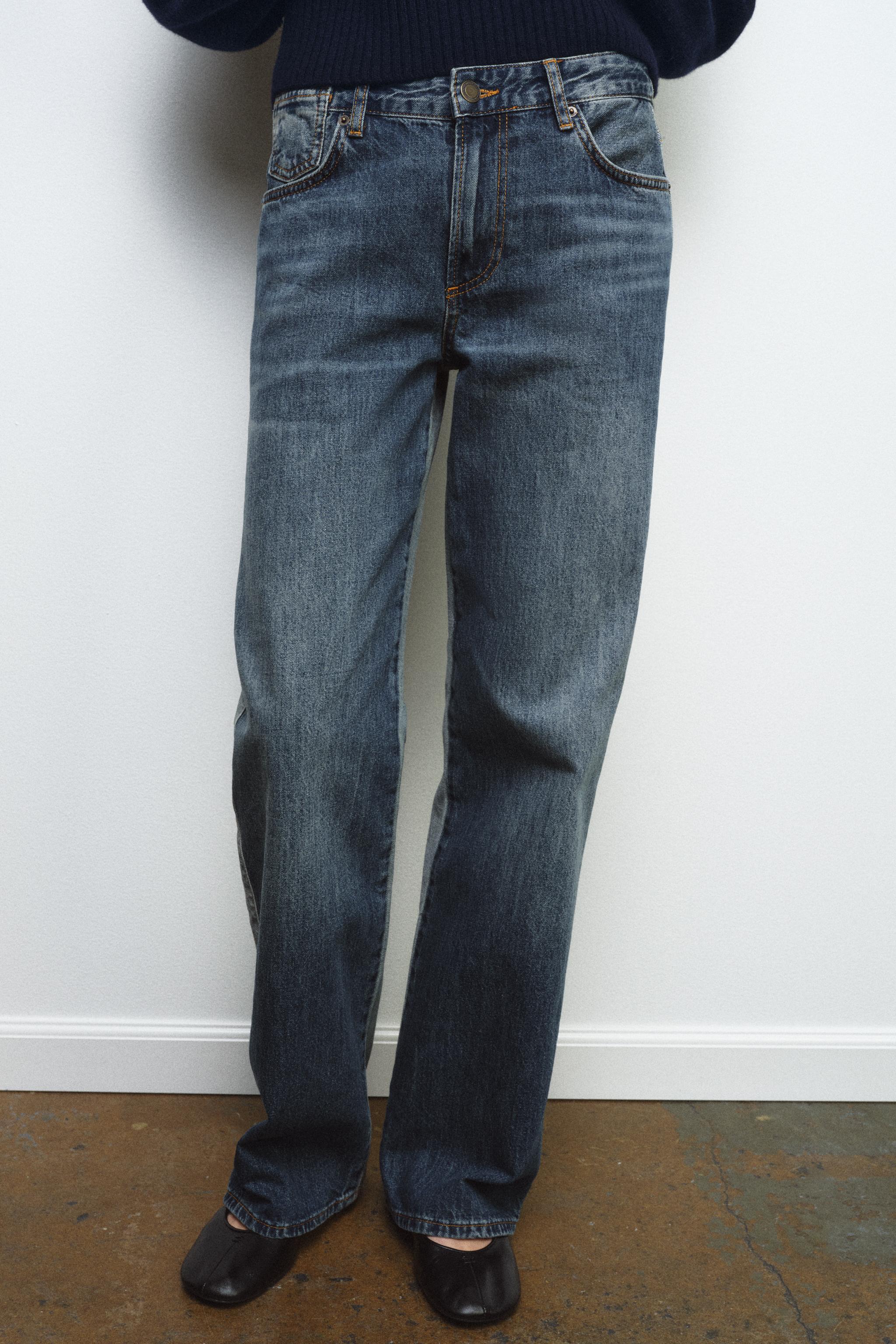 ZW COLLECTION MID-RISE STRAIGHT LEG JEANS