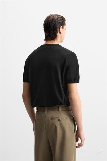 T-SHIRT EN MAILLE MÉLANGE VISCOSE - Noir de Zara - Image 2