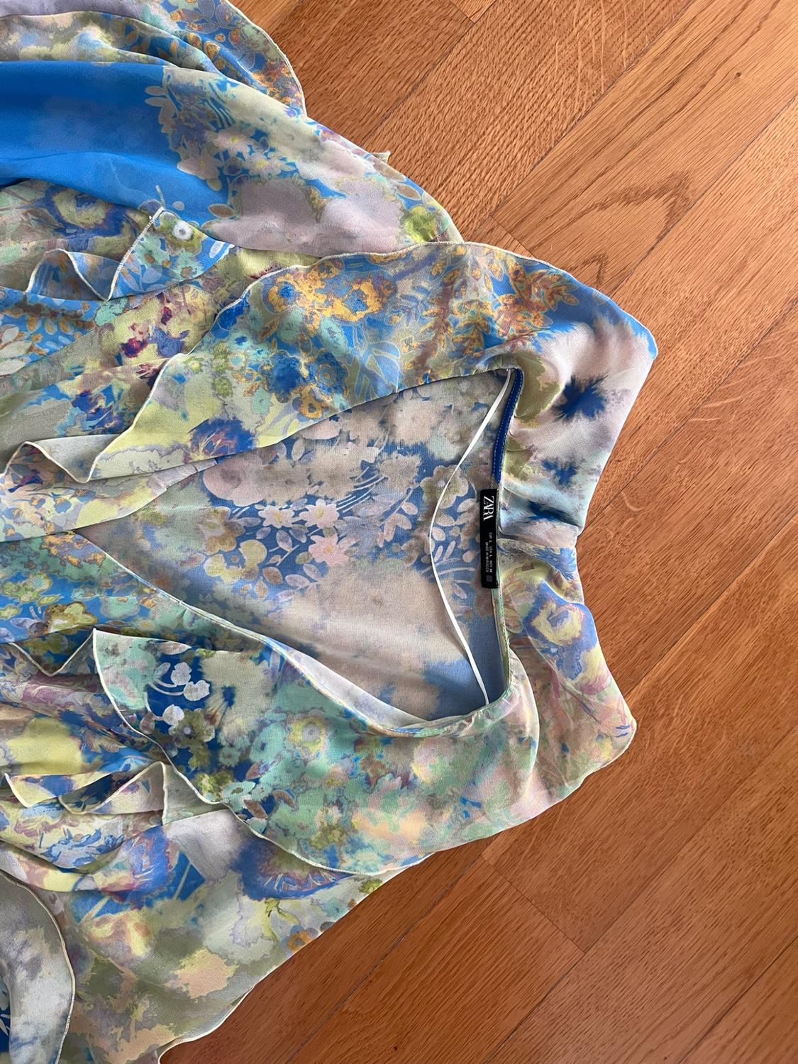 RUFFLED PRINTED DRESS - Image 4