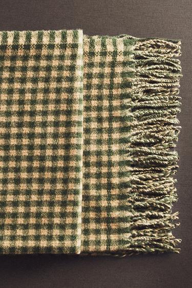 CHECK THROW WITH FRINGING - Dark green by Zara