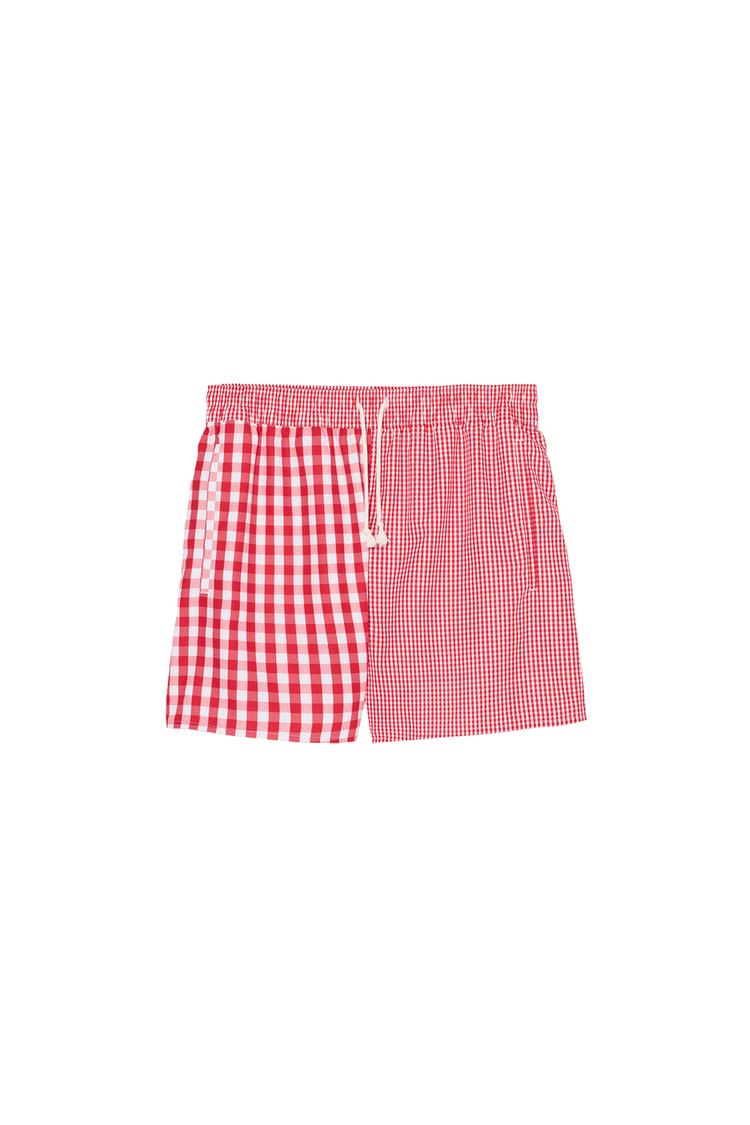 COMBINATION PLAID MID-LENGTH SWIMMING TRUNKS — Red / White