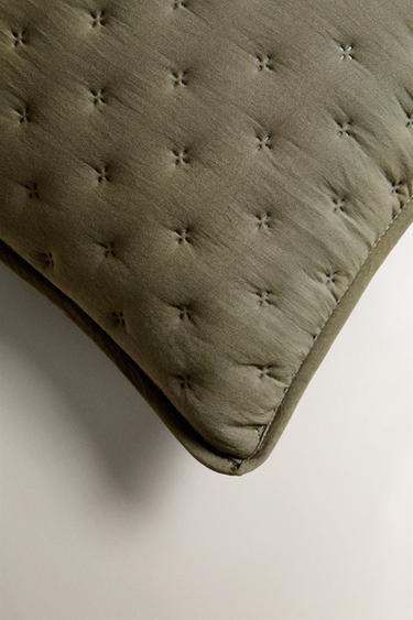 HOUSSE DE COUSSIN ÉDREDON MATELASSÉE À POIS - Vert de Zara - Image 1