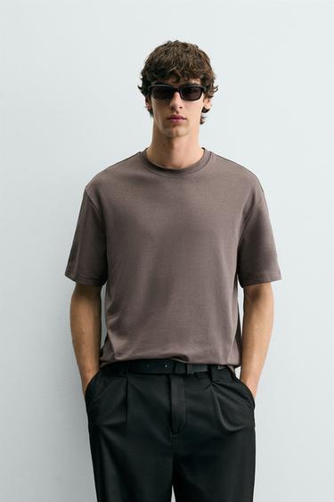 CAMISETA RELAXED FIT - Morado de Zara