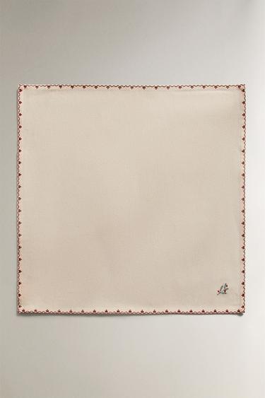 PACK OF CHRISTMAS NAPKINS WITH FLORAL EMBROIDERY (PACK OF 2) - Ecru by Zara - Image 2