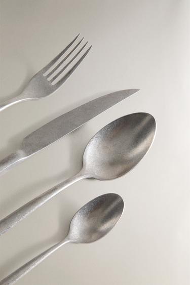 4-PIECE VINTAGE STEEL CUTLERY SET - Steel by Zara - Image 1