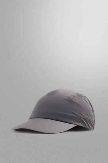 Zara LIGHTWEIGHT TECHNICAL CAP - Dark purple