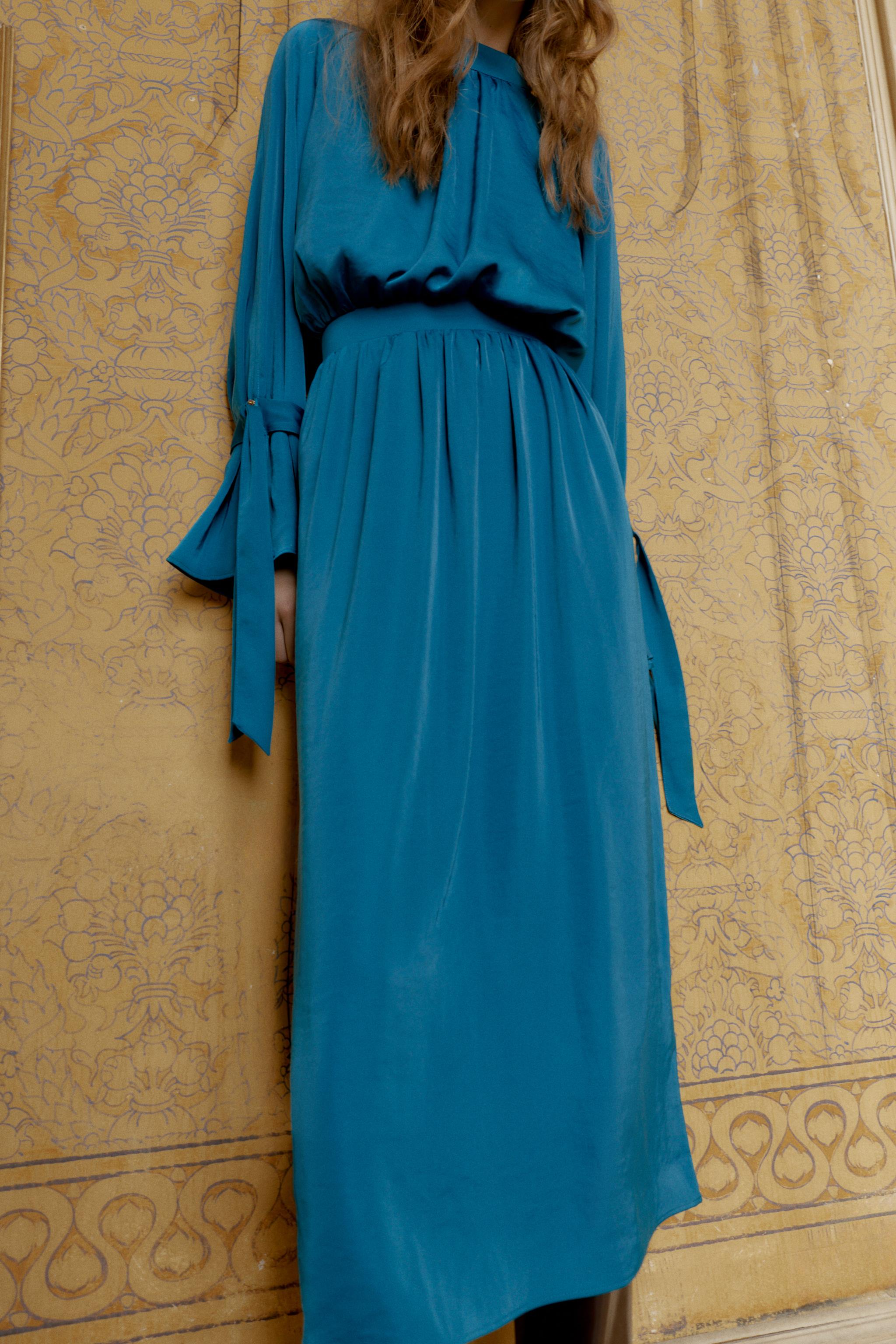 SATIN EFFECT MIDI DRESS WITH BOWS