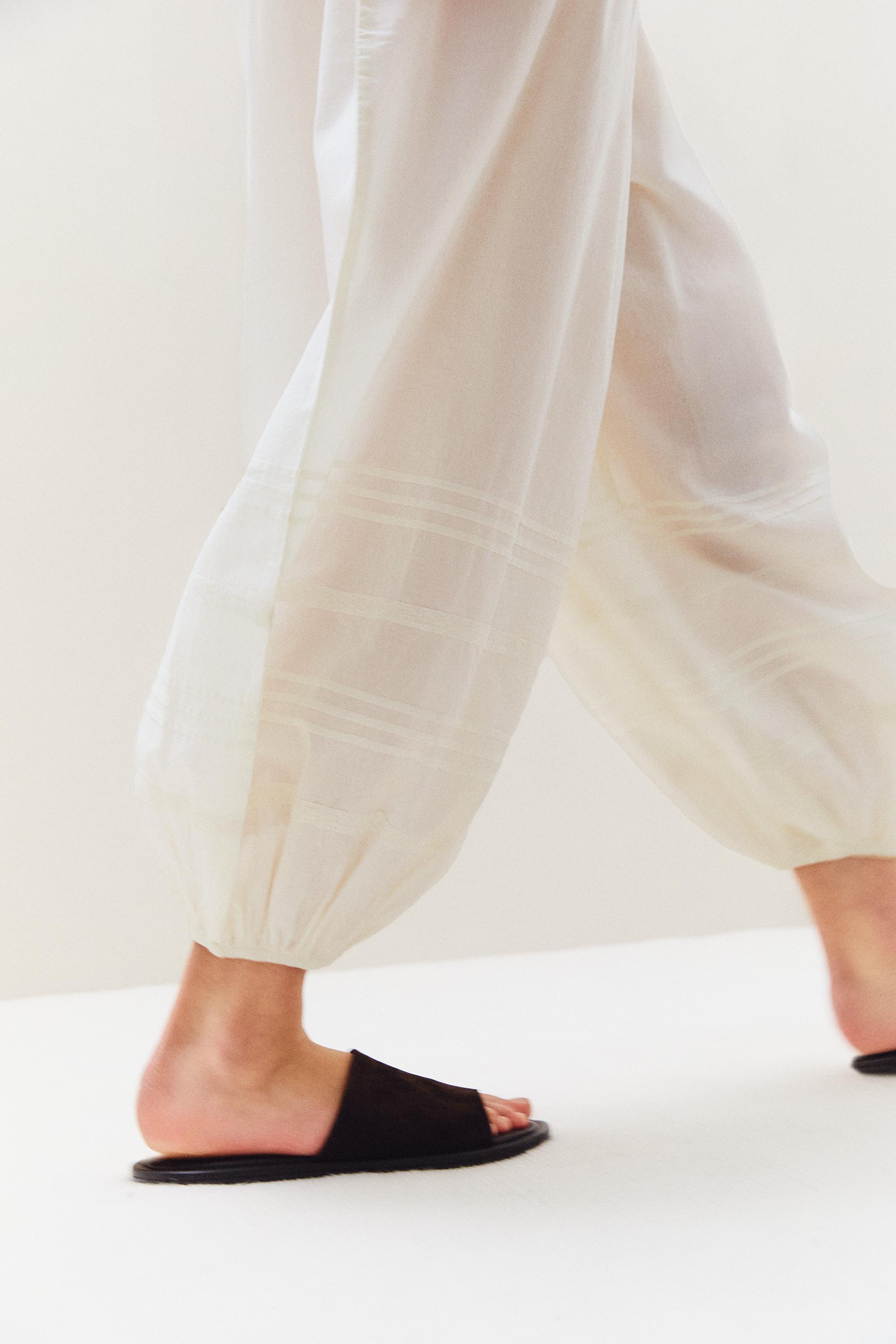 PANTALON BOUFFANT DENTELLE ET PLIS