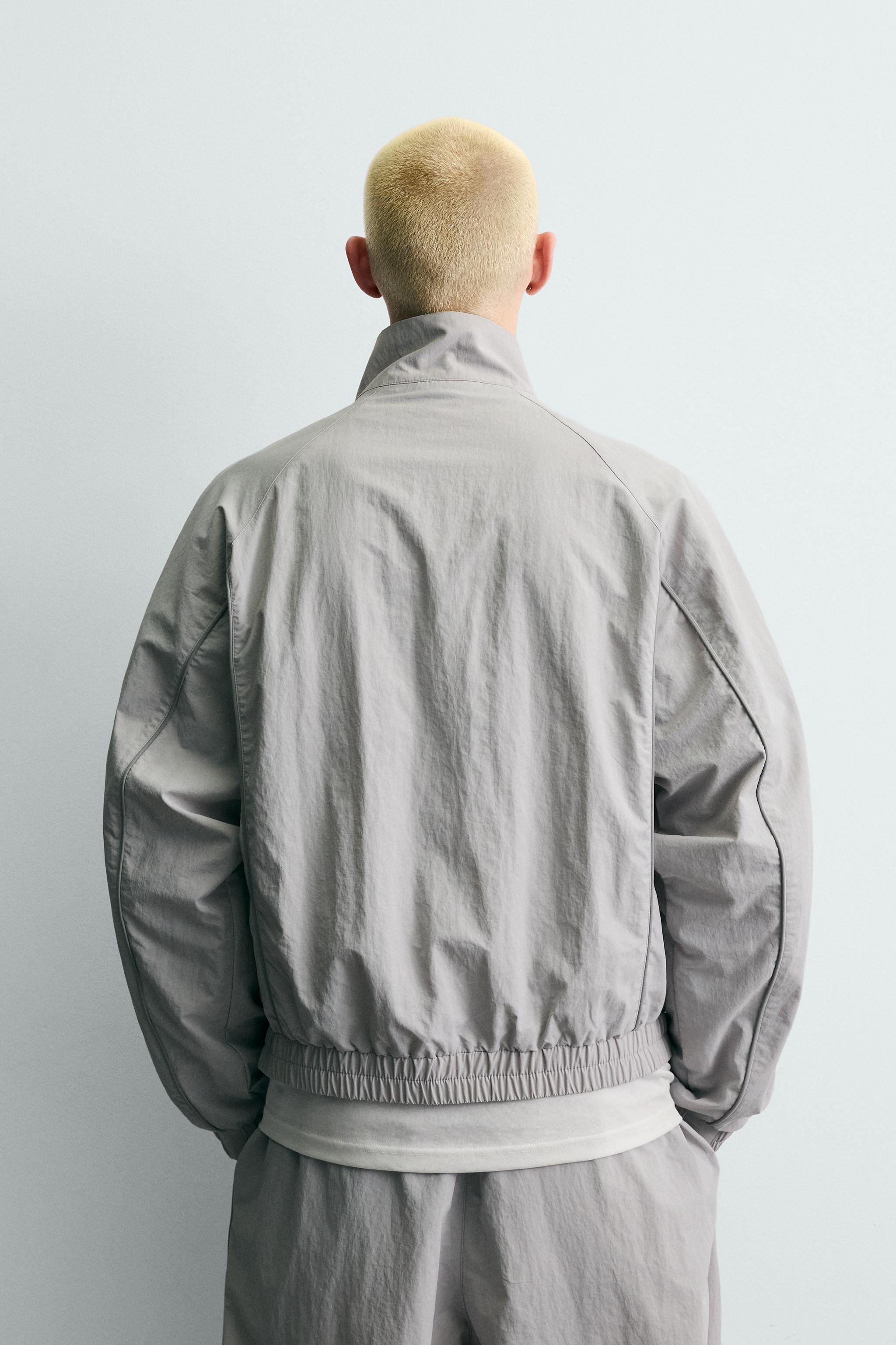 VESTE TECHNIQUE À CONTRASTES