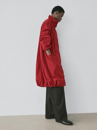 Parka larga oversize - Rojo de Zara