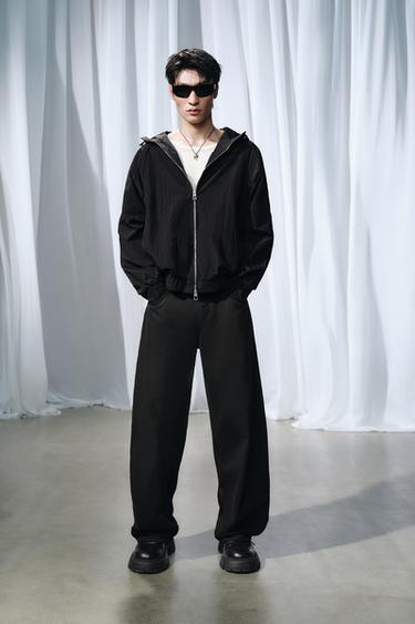 Zara 輕量防水科技外套 - 黑色