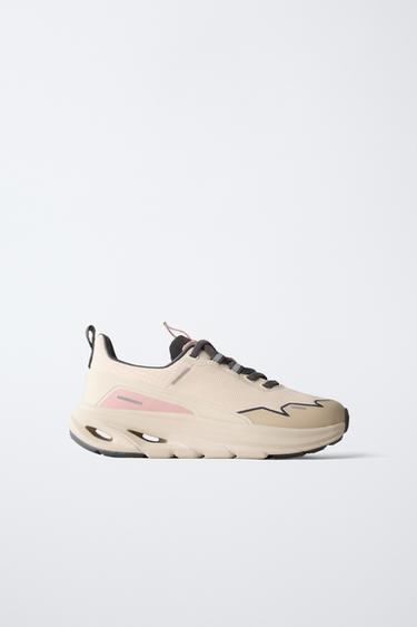 CHAUSSURES DE SPORT À DÉTAIL DE SEMELLE - Beige de Zara - Image 0