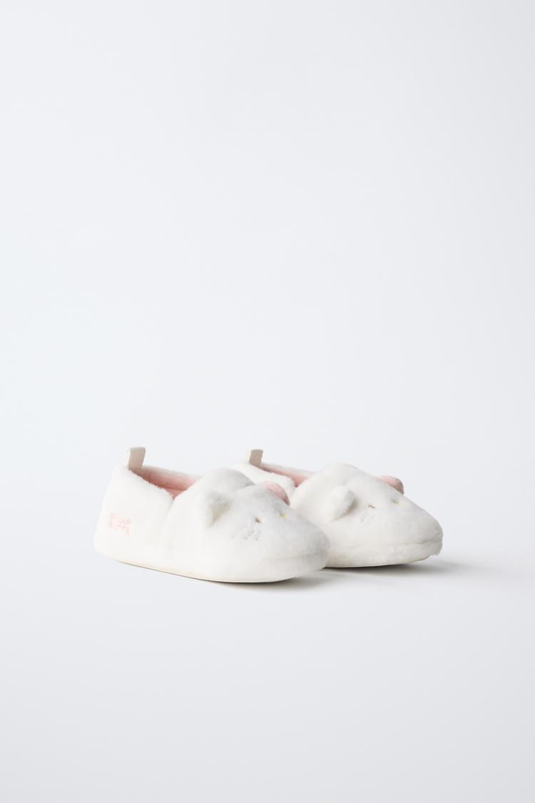 Zapatilla hello kitty sanrio