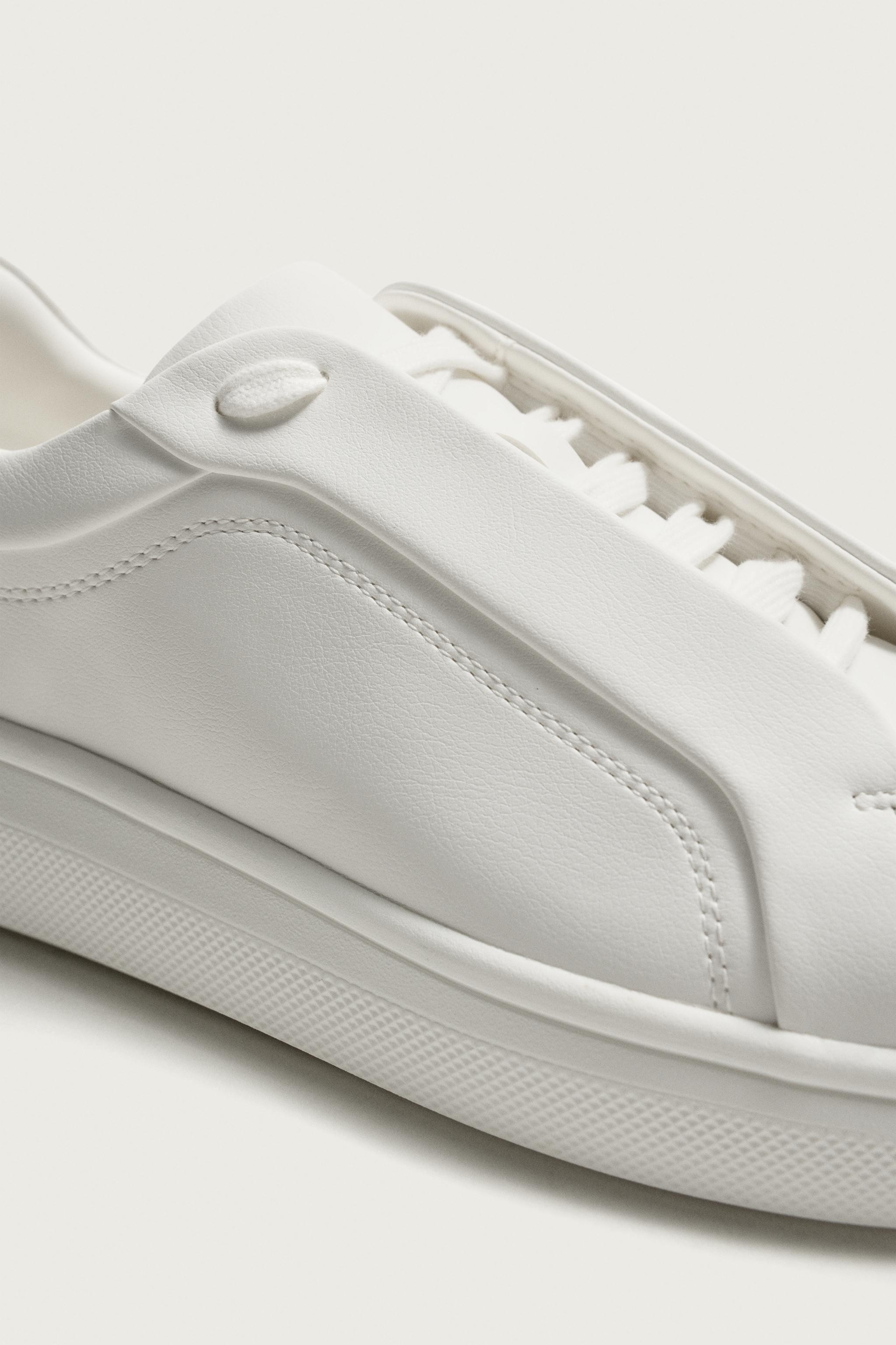 CHUNKY SNEAKERS