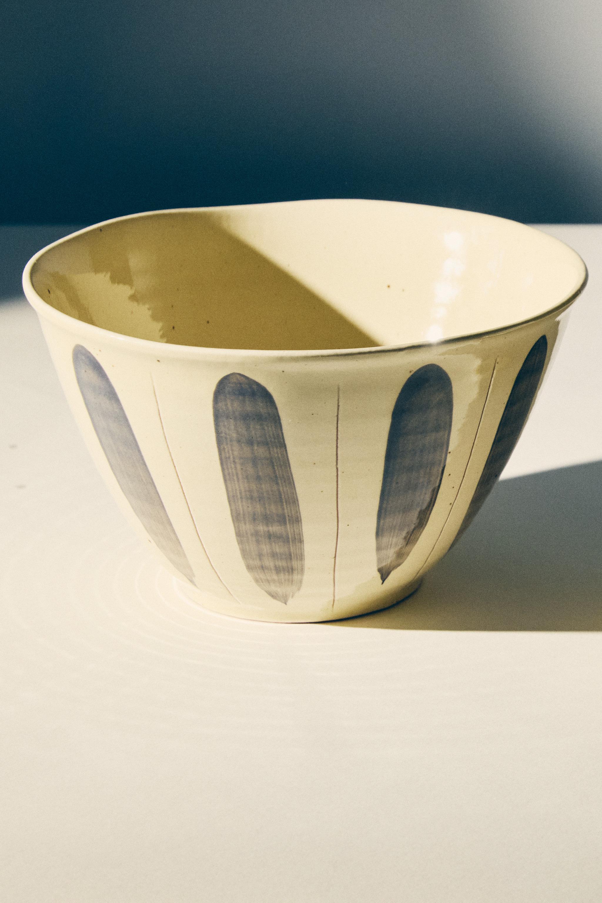 OVAL EARTHENWARE SALAD BOWL — Blue