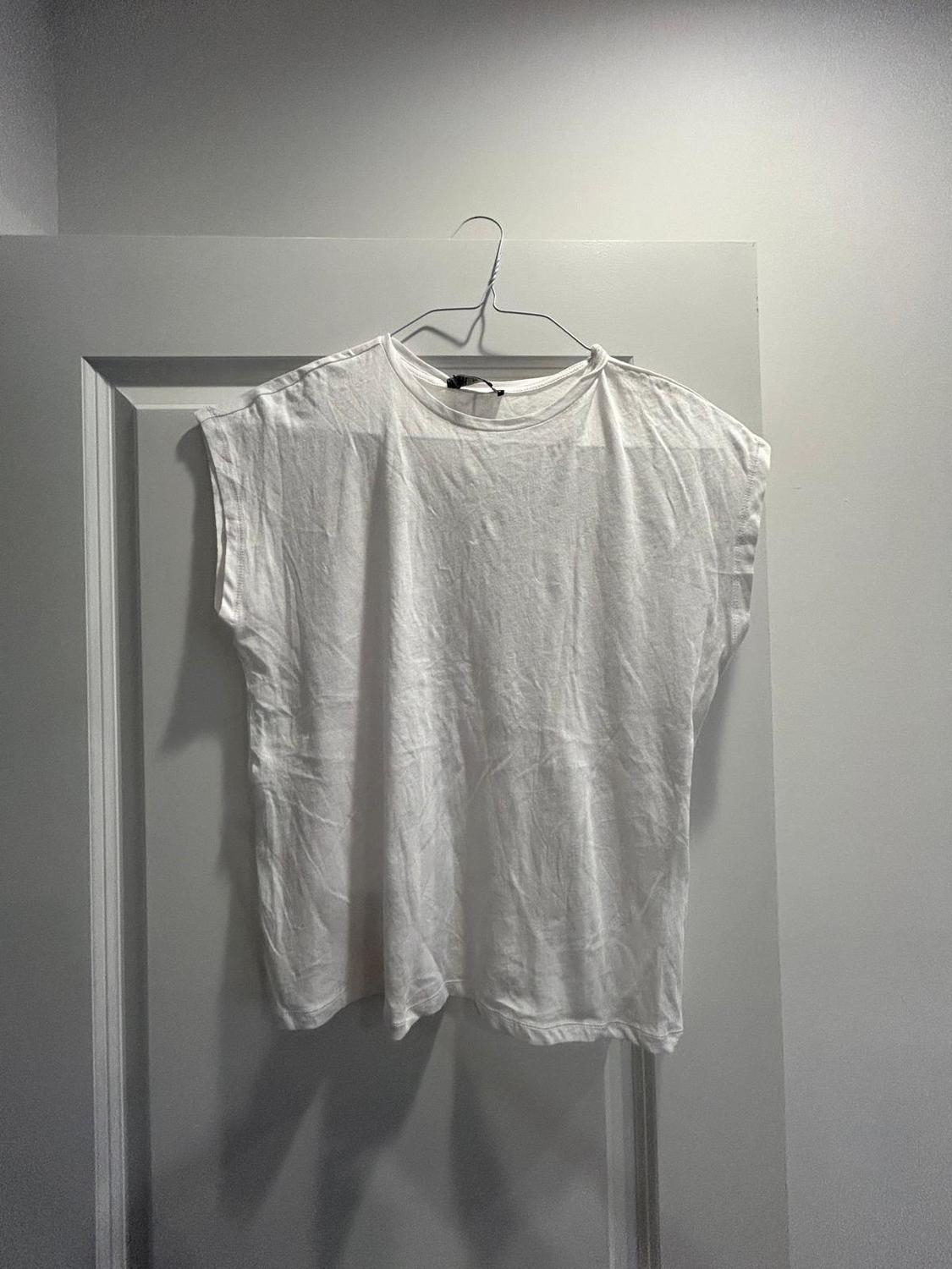 LIGHT COTTON T-SHIRT