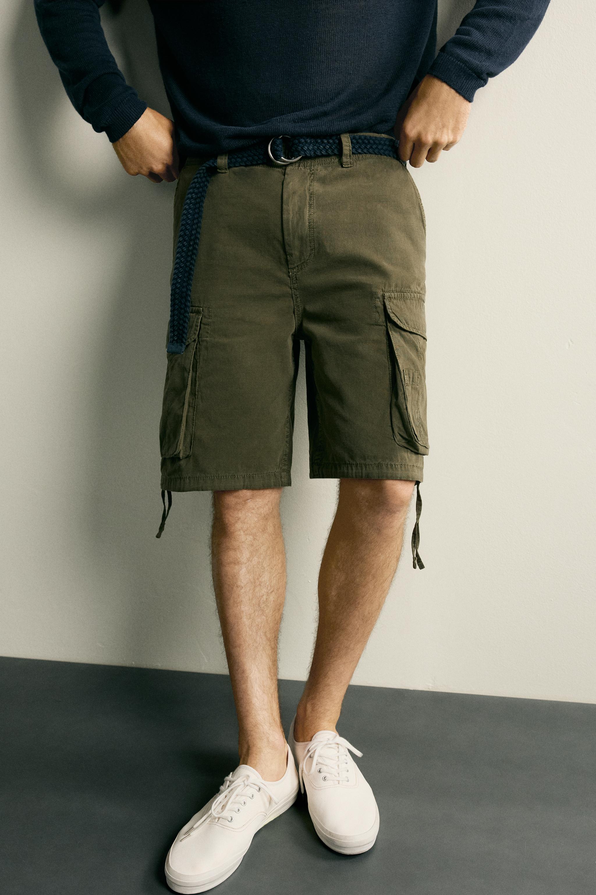 REGULAR FIT CARGO SHORTS WITH TABS