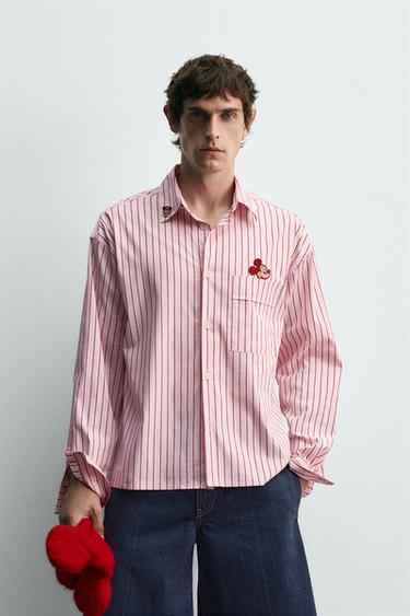 CAMISA RAYAS PARCHE MICKEY MOUSE HARRY LAMBERT FOR ZARA X DISNEY - Rosa de Zara