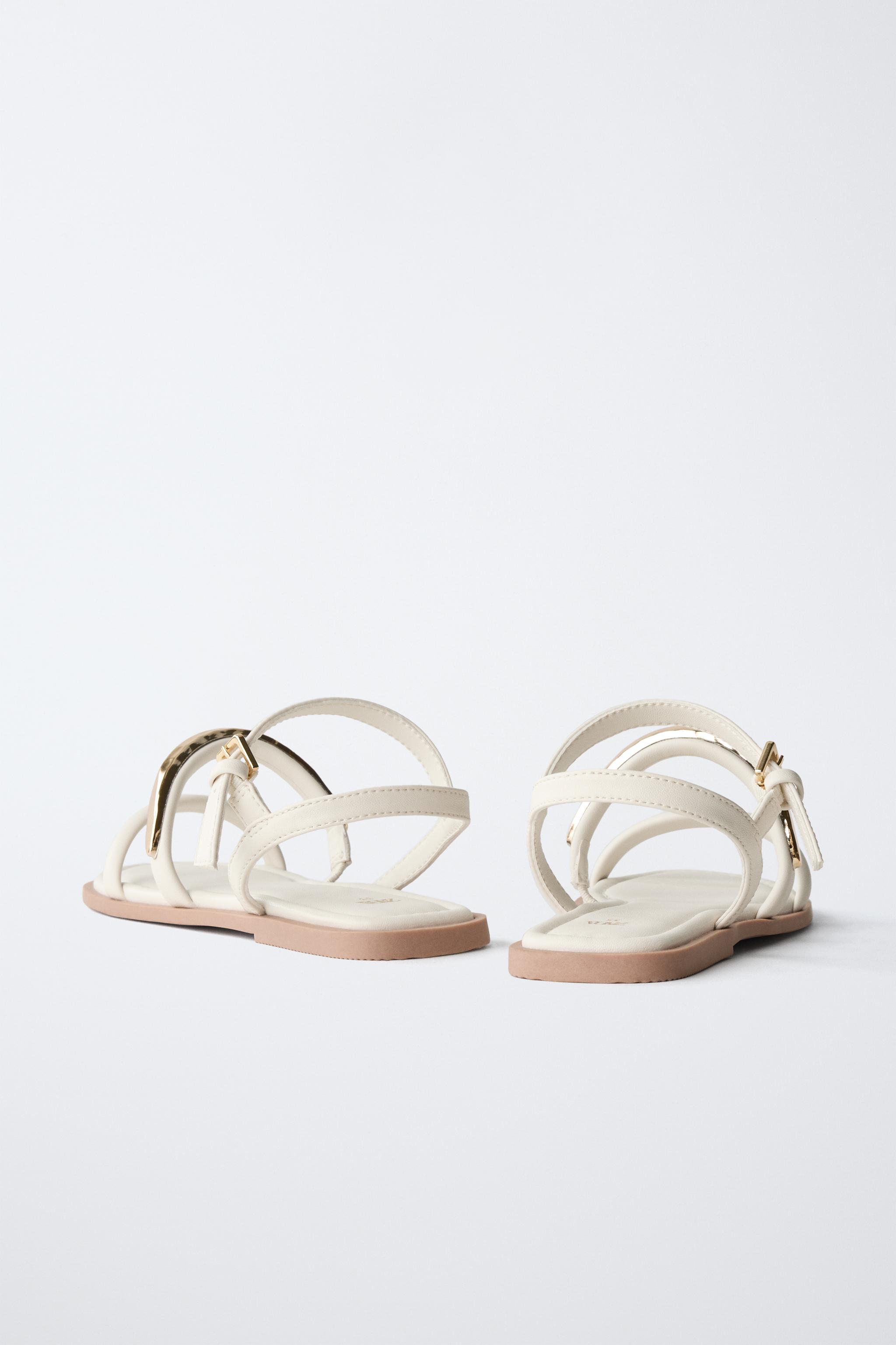 METALLIC STRAP SANDALS