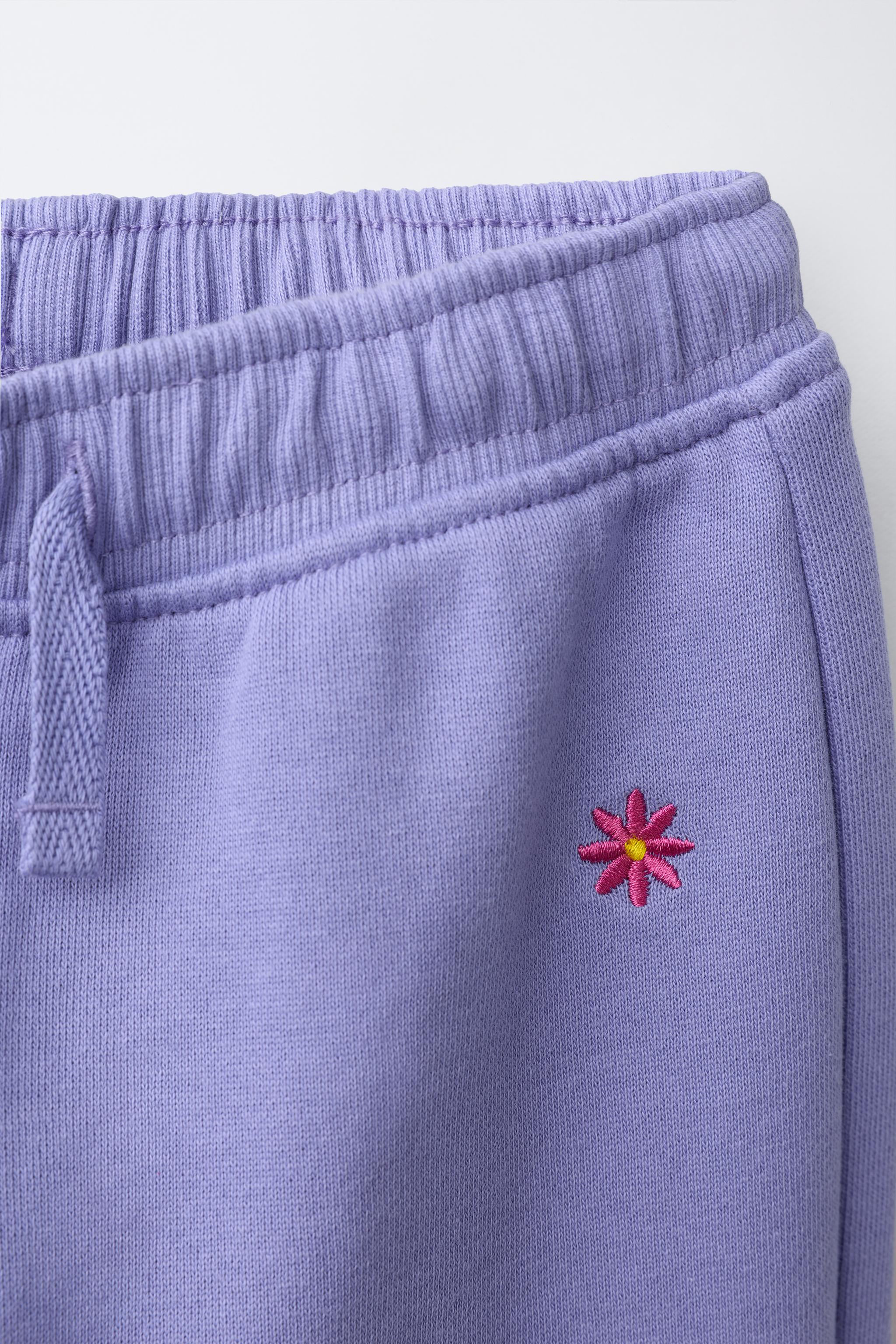 DAISY EMBROIDERED PLUSH PANTS
