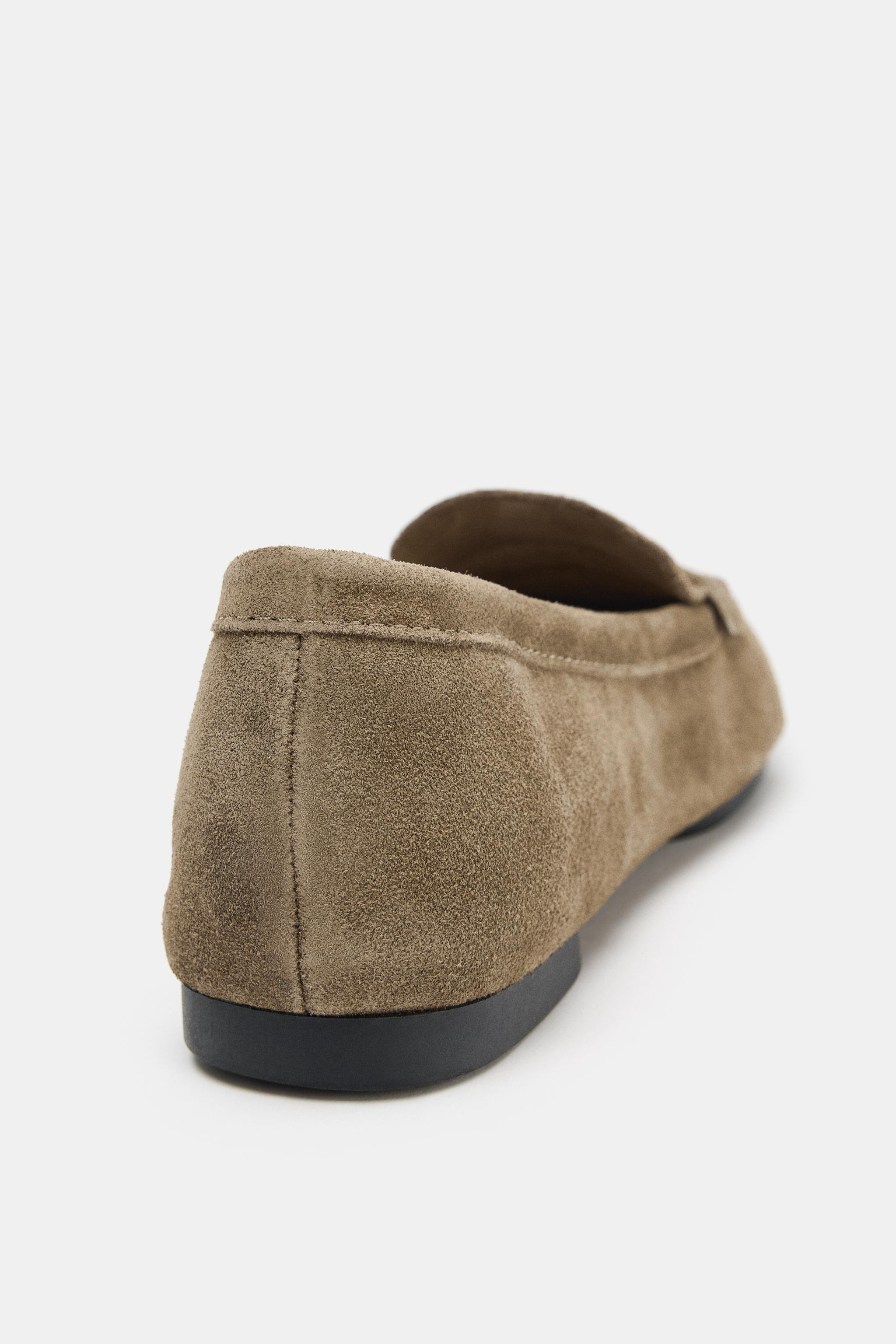 MOCASSINS EN CROÛTE DE CUIR