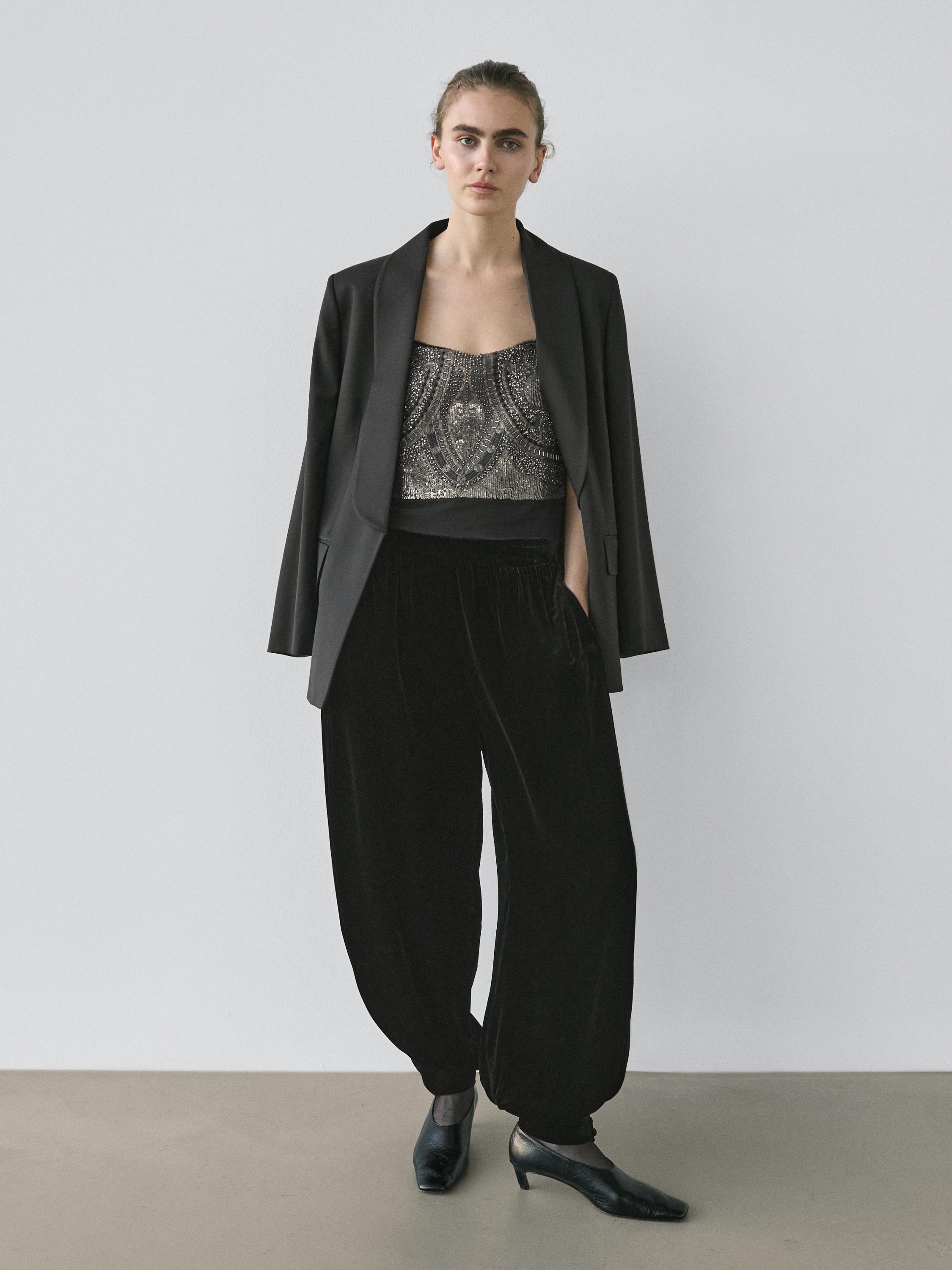 Top with embroidered details - STUDIO