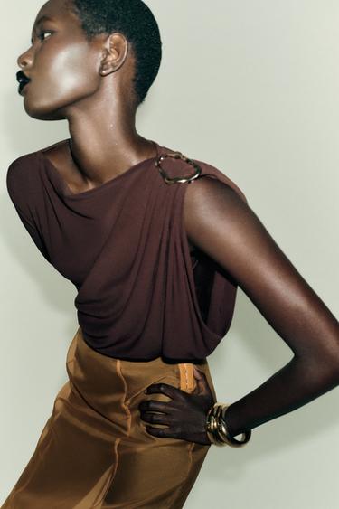 Zara FLOWY BROOCH BODYSUIT - Dark brown