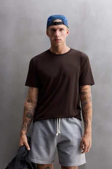 BASIC TRAINING T-SHIRT - Dark burgundy by Zara
