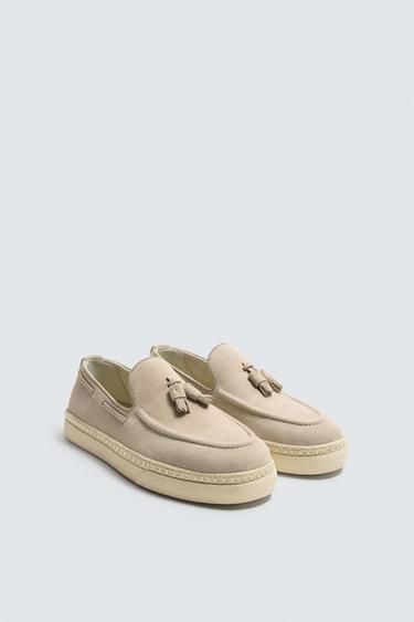 Zara CASUAL SUEDE TASSEL LOAFERS - Off White