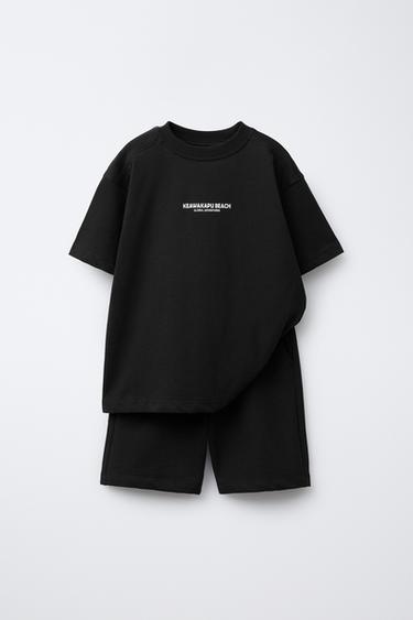 CONJUNTO CAMISETA Y BERMUDA TEXTO - Negro de Zara