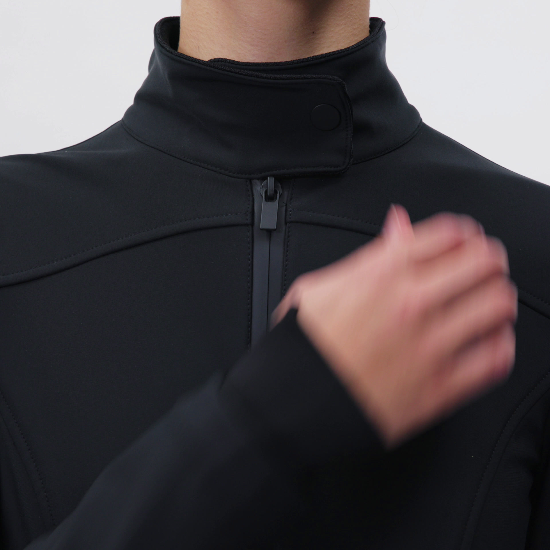 RECCO®テクノロジー スキーコレクション 耐水性ウィンドブレーカー